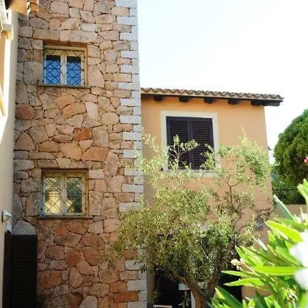 Saba Apartment